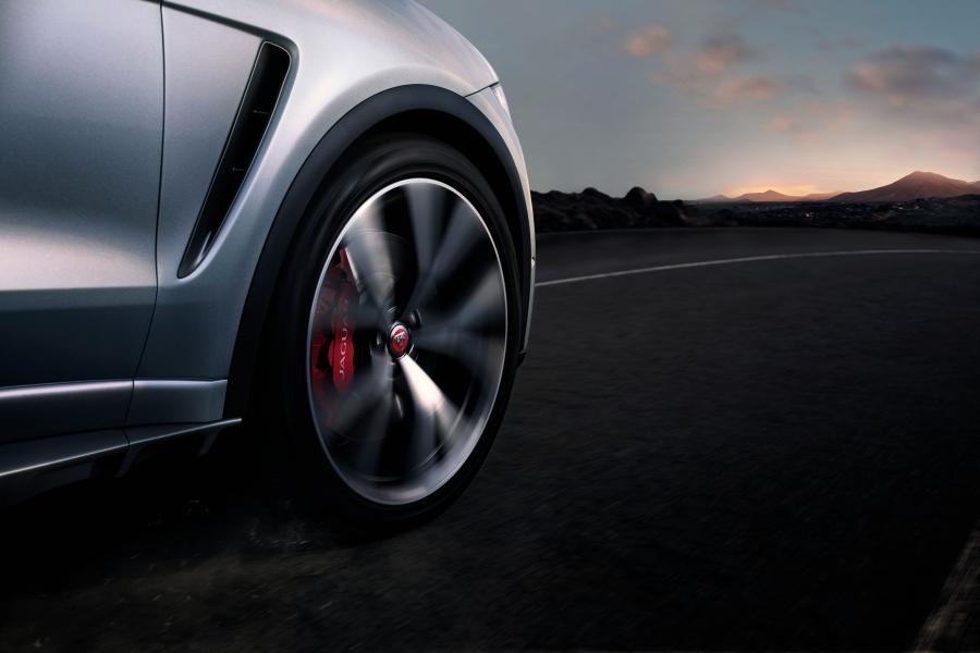 Детали экстерьера Jaguar F-Pace SVR 2018 года  (WW) (фото 21 из 115)